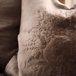 Femme-Facon-AW2310916 Floret emb knit pudebetræk - Natur